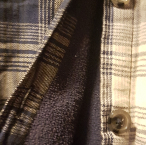 Windriver Fleece  lined Plaid  Shirt - Picture 11 of 12